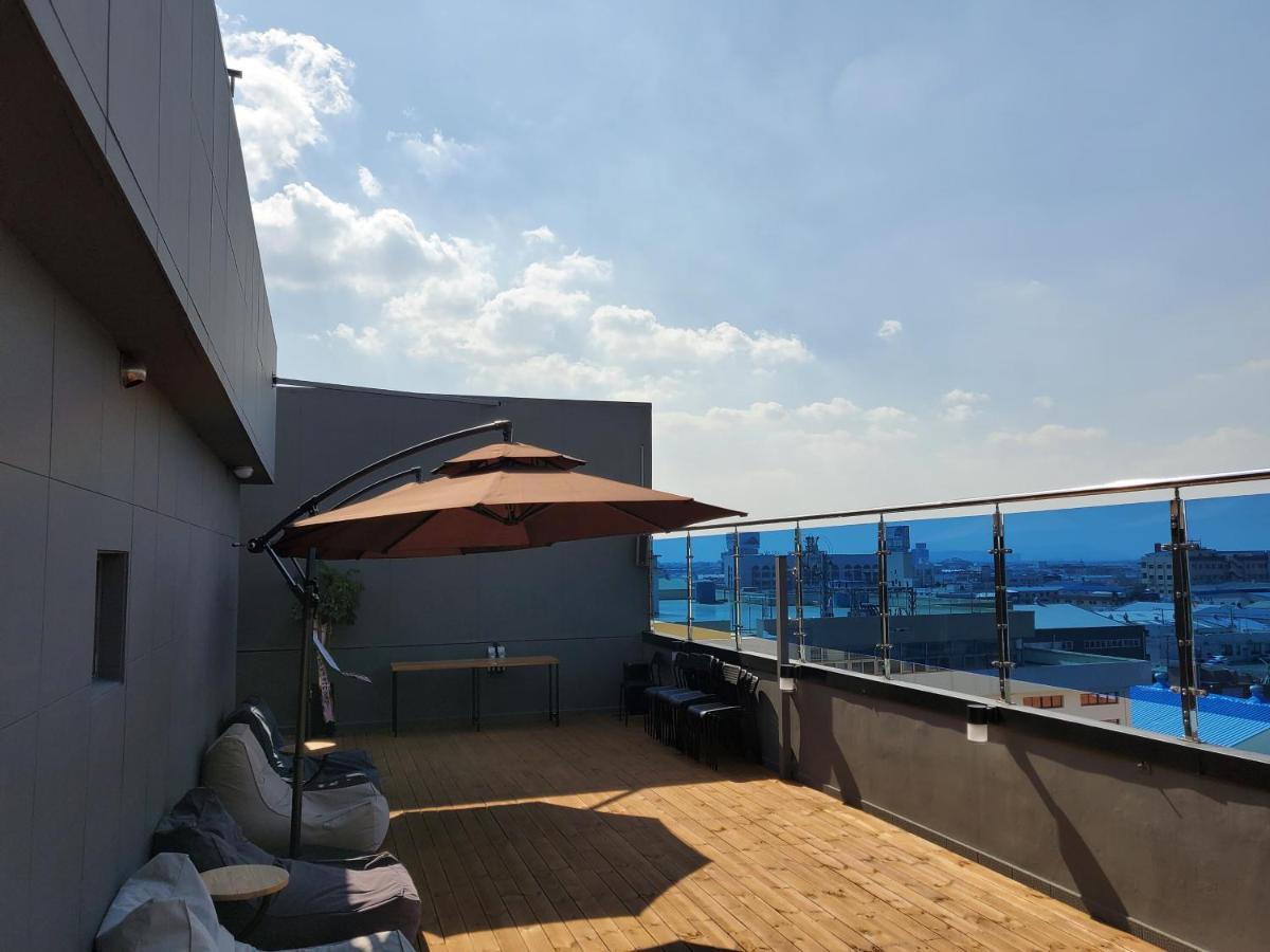 The Stone Bridge Hotel Sasang Busan Esterno foto